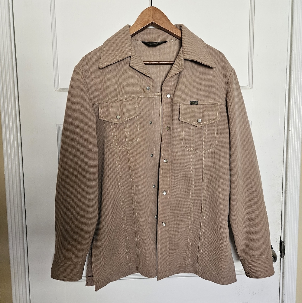 Tan vintage Wrangler men's pearl snap jacket